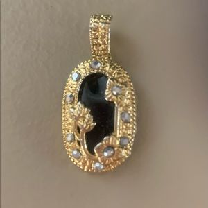 Vintage Spanish Gold-Toned Floral and Onyx Rhinestone Pendant